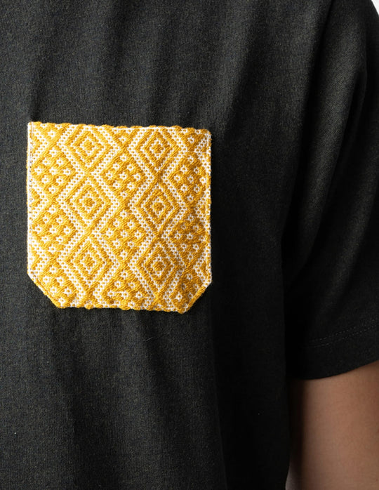 Playera Pocket Luciérnaga 2025