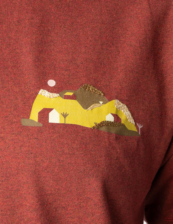 Playera Gráfica Colinas Shedron