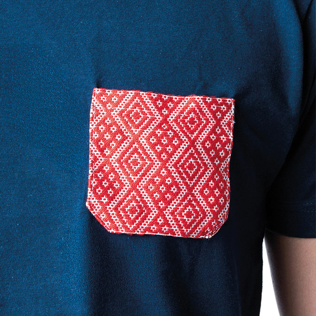 Playera Pocket Legado