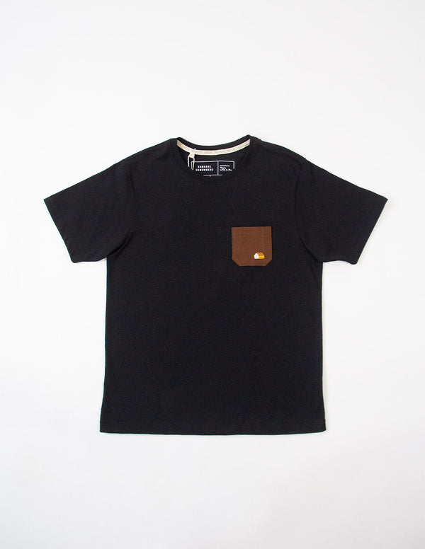 Playera Pocket Casa Negro