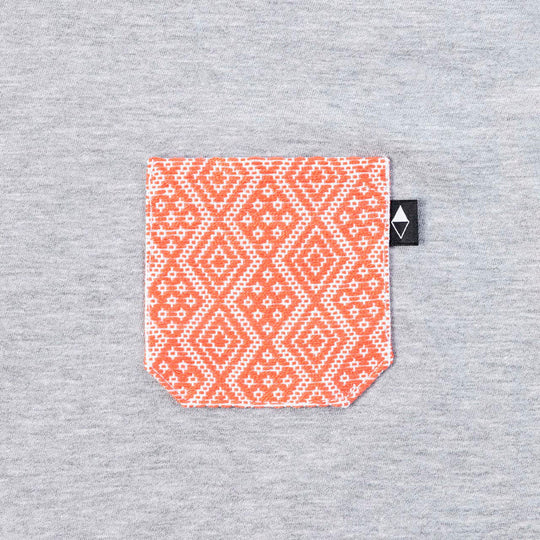 Playera Pocket Legado
