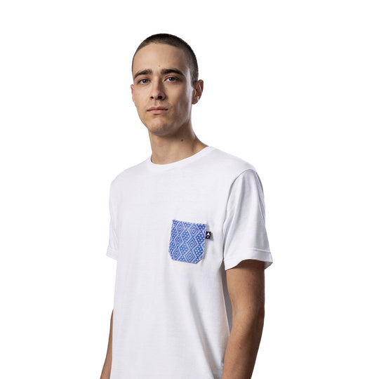 Playera Pocket Luciérnaga 2025